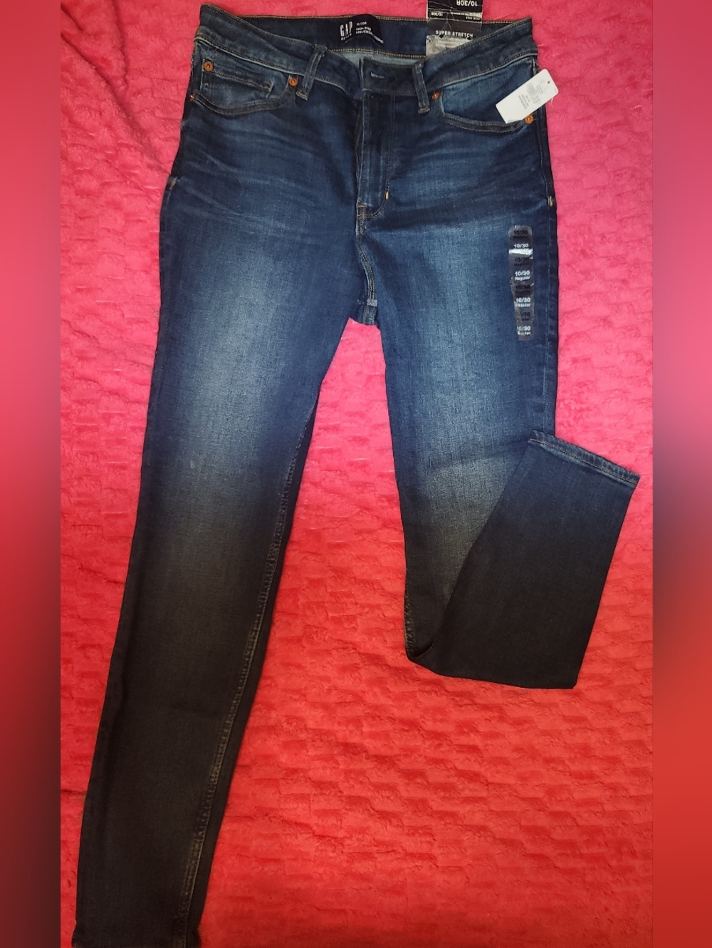 NWT - GAP Dark Blue Women's Skinny Jeans